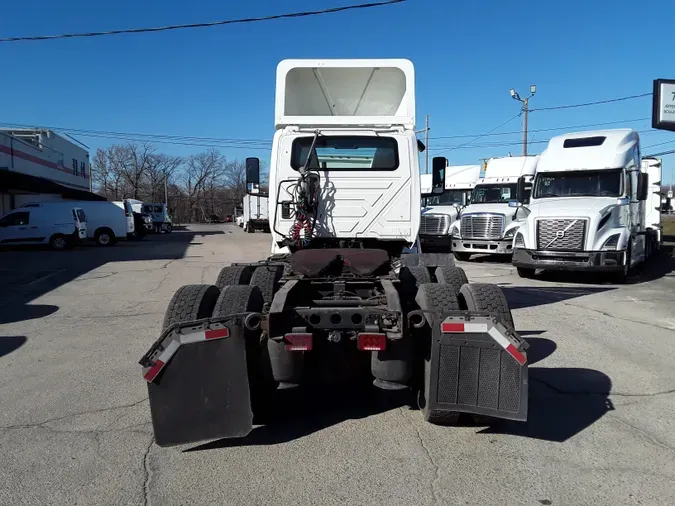 2018 NAVISTAR INTERNATIONAL LT625 DAYCAB T/A