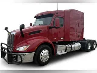 2022 Peterbilt 579