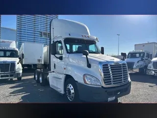 2019 FREIGHTLINER/MERCEDES CASCADIA 125