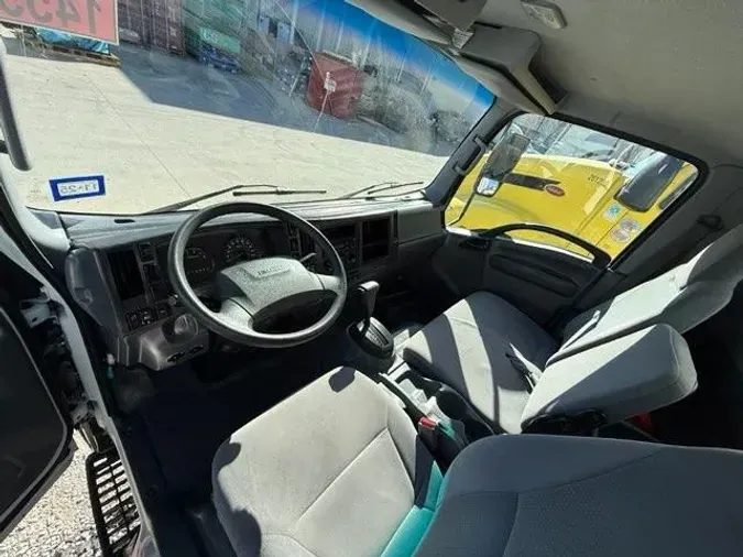 2020 Isuzu NPR-HD19197643642587ce2d5d5e6580533e3f