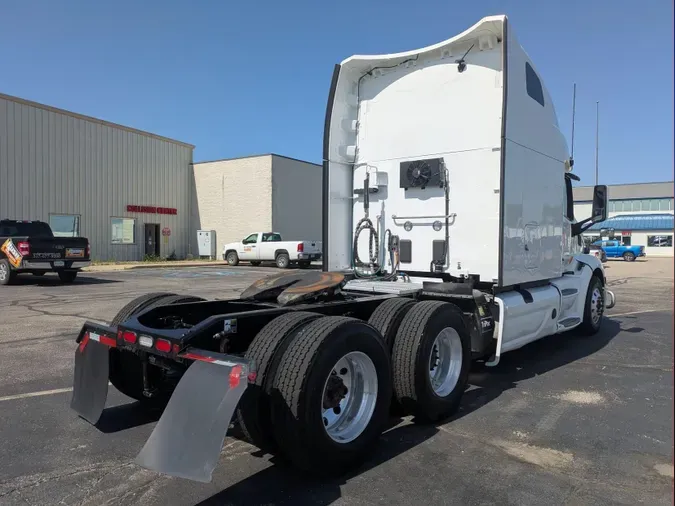 2022 Peterbilt 579
