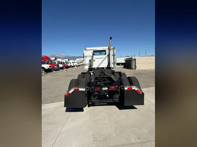 2018 VOLVO VNL64TRACTOR