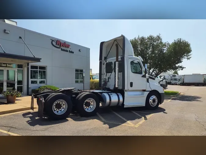2021 FREIGHTLINER/MERCEDES NEW CASCADIA PX12664191f446024c26d2812f60b509e7dfa74