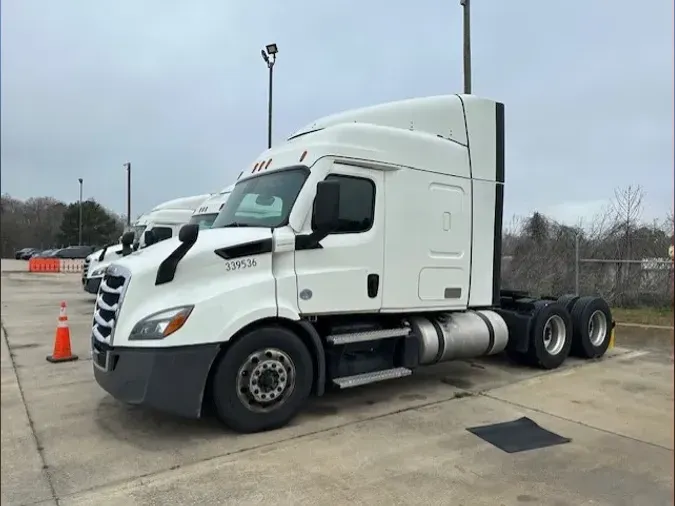 2022 FREIGHTLINER CA11619261674f3dba400f40b20aeb951d9af