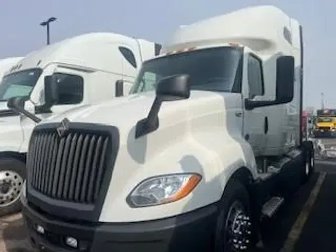 2020 International LT625