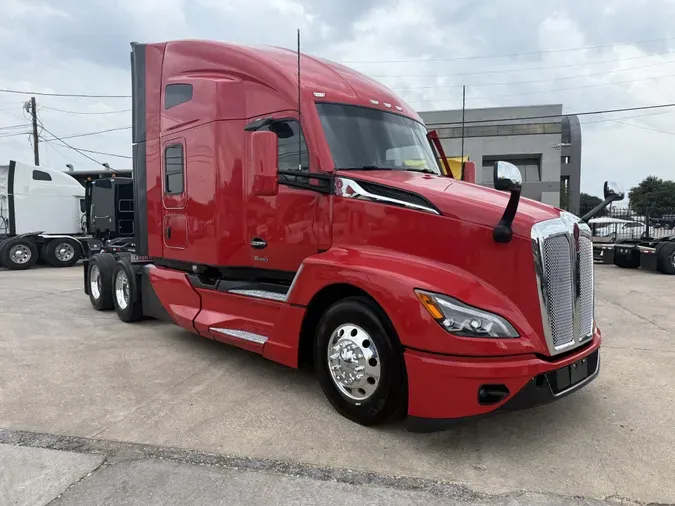 2024 Kenworth T680