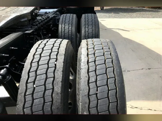 2022 INT LT625 6x4