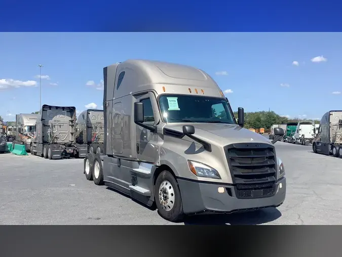 2022 Freightliner Cascadia 1261930d06e7a0c40350d117cbe9dc787c1