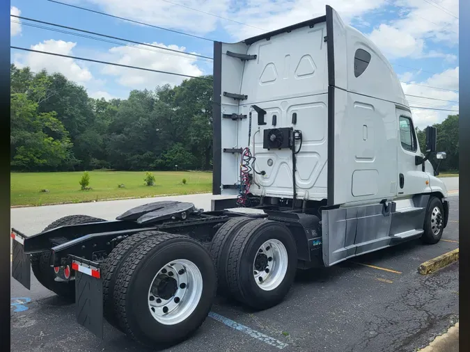 2019 FREIGHTLINER/MERCEDES CASCADIA 125