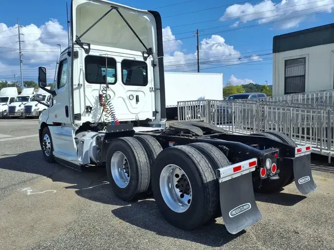 2023 FREIGHTLINER/MERCEDES NEW CASCADIA PX12664