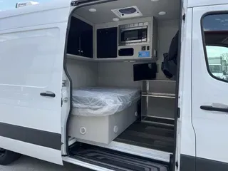2023 Mercedes-Benz SPRINTER 3500