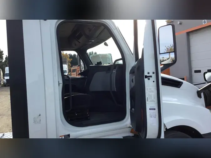 2019 Freightliner Cascadia