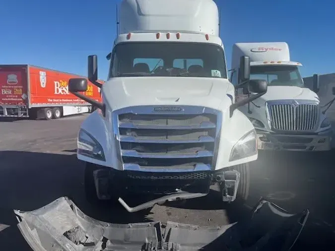 2020 FREIGHTLINER/MERCEDES NEW CASCADIA PX12664