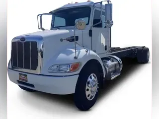 2021 Peterbilt 337