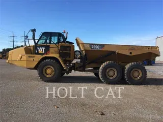 2018 Caterpillar 725C