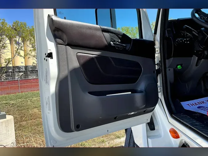2022 INT LT625 6x4