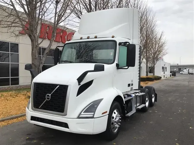 2020 VOLVO VNR64T300194e40df427f7d2961a69e2272e5527f