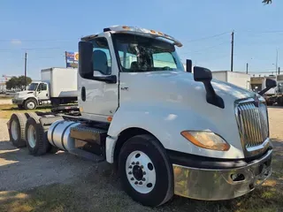 2019 NAVISTAR INTERNATIONAL LT625 DAYCAB T/A