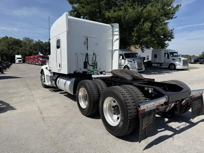 2022 Peterbilt 5791958eed4e355f1dee22d93cace9a239f