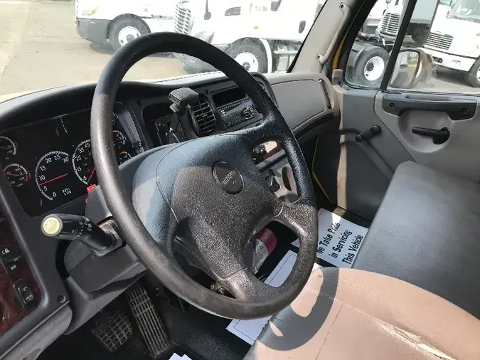 2020 Freightliner M2