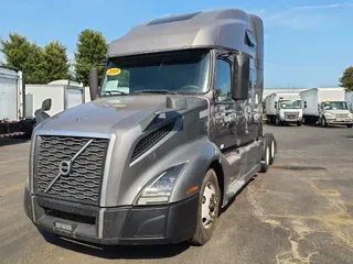 2019 VOLVO VNL64T-760