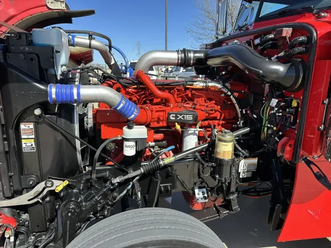 2024 Peterbilt 389195ec69e5260c5f84313a9c760f711da