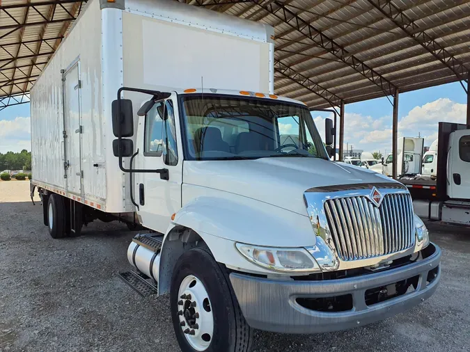 2018 NAVISTAR INTERNATIONAL 4300