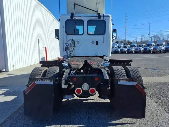 2018 FREIGHTLINER/MERCEDES CASCADIA 113