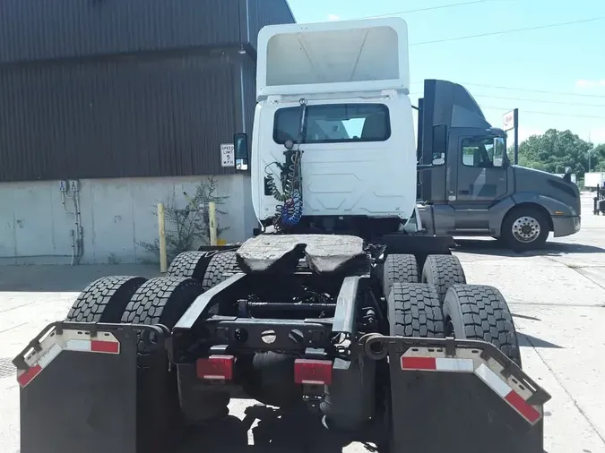 2019 NAVISTAR INTERNATIONAL LT625 DAYCAB T/A