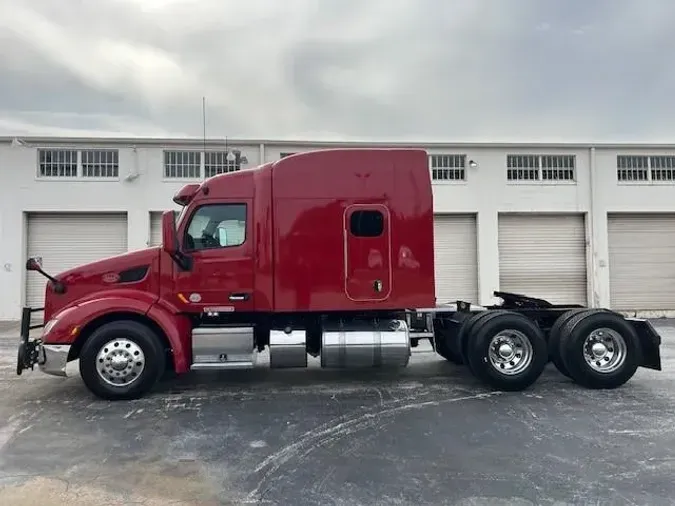 2022 Peterbilt 579