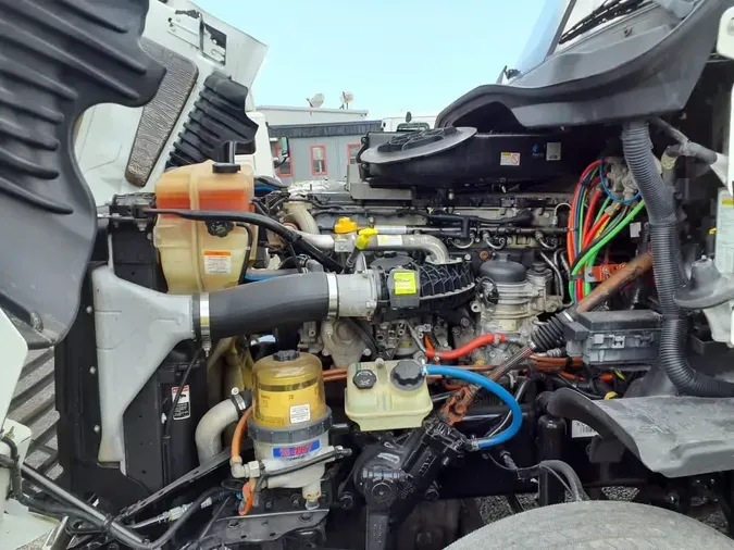 2018 FREIGHTLINER CASCADIA 125