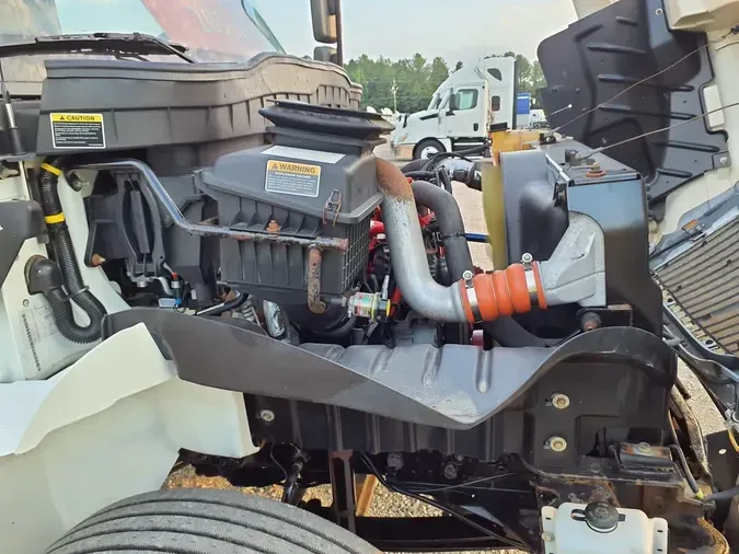 2019 NAVISTAR INTERNATIONAL 4300