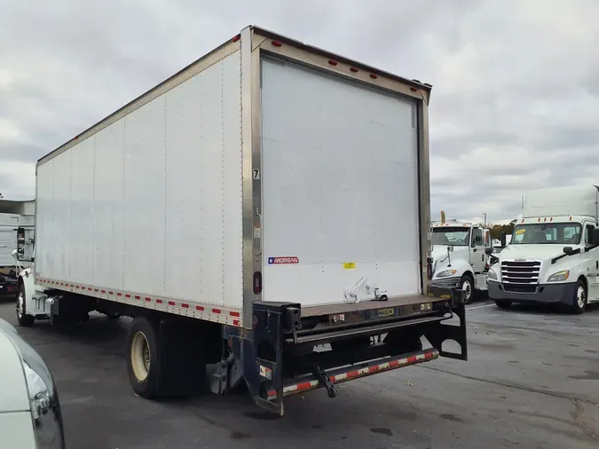 2018 FREIGHTLINER/MERCEDES M2 106