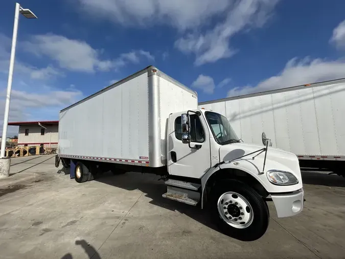 2019 Freightliner M2 106