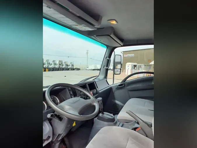 2019 ISUZU NPR HD