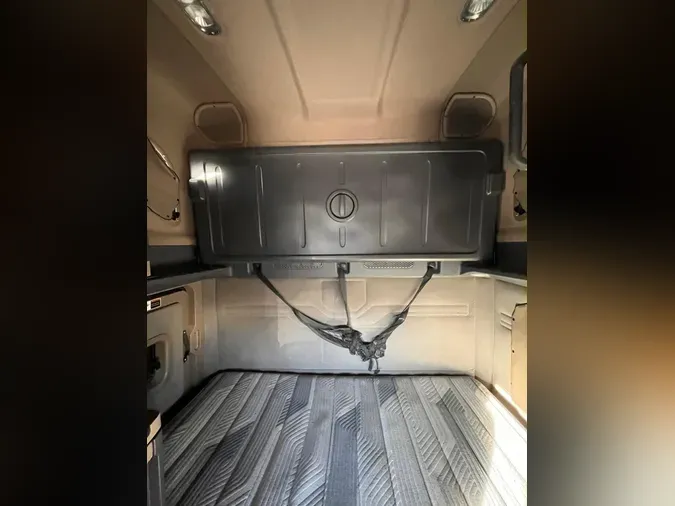 2020 Freightliner Cascadia