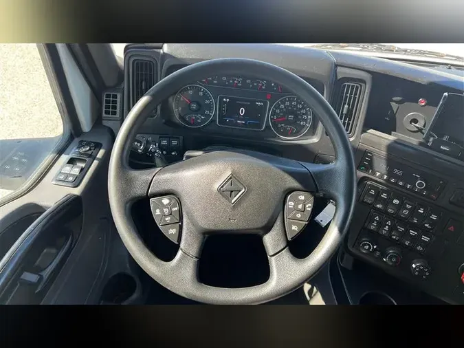 2022 INTERNATIONAL LT625