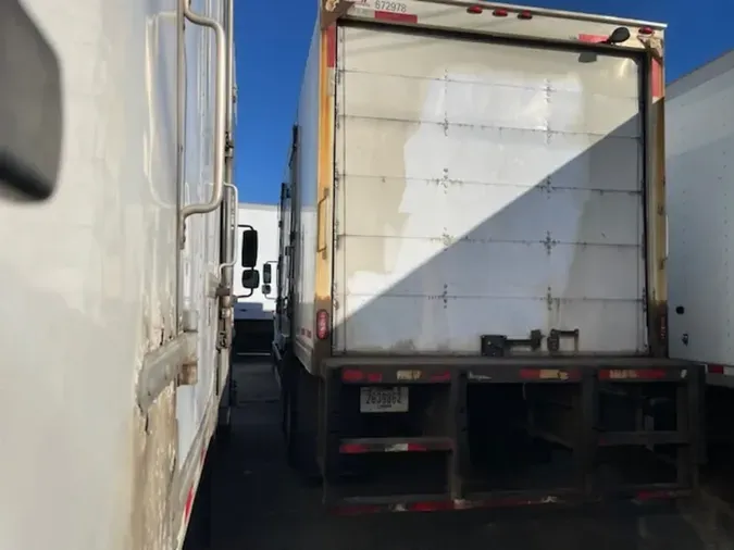 2017 FREIGHTLINER/MERCEDES M2 106