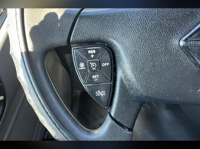 2022 INT LT625 6x4