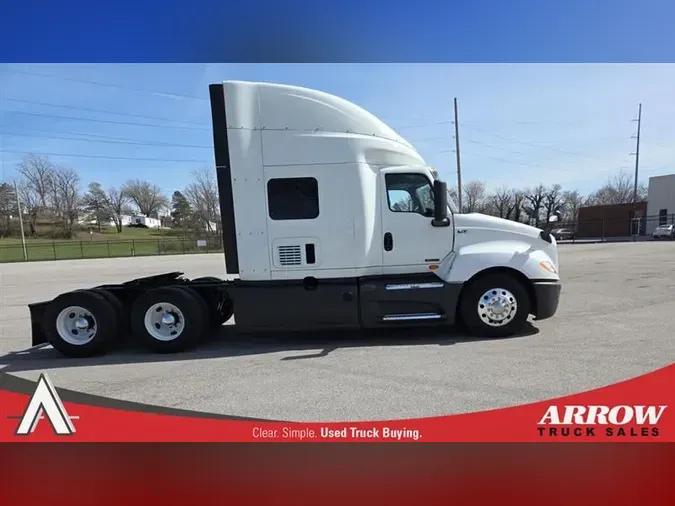 2022 INTERNATIONAL LT