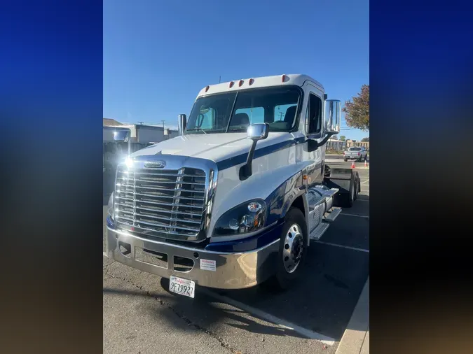 2018 FREIGHTLINER/MERCEDES CASCADIA 12519836dd5c36e10dde77c1f81d91755bf