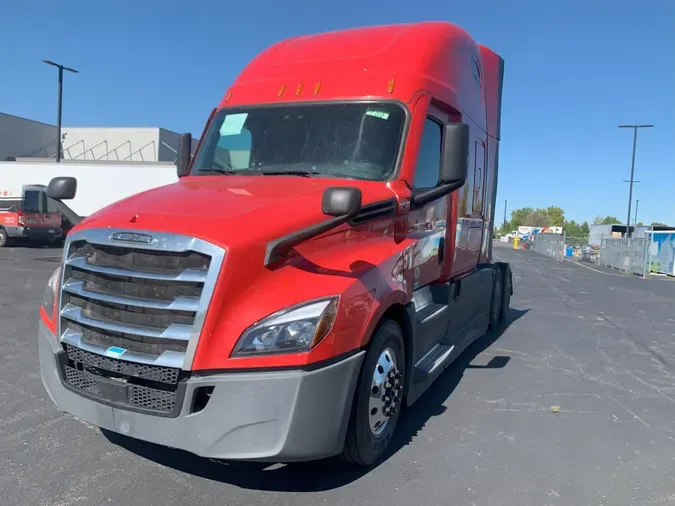 2021 Freightliner Cascadia