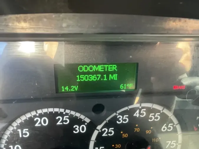 2018 FREIGHTLINER M2 106