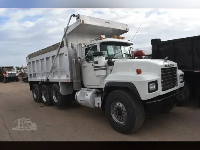 1997 MACK RD688S1988066e5821f32b126c0d87664e9dc4