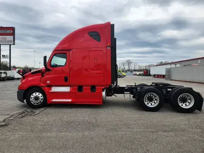 2020 Freightliner New Cascadia&reg;