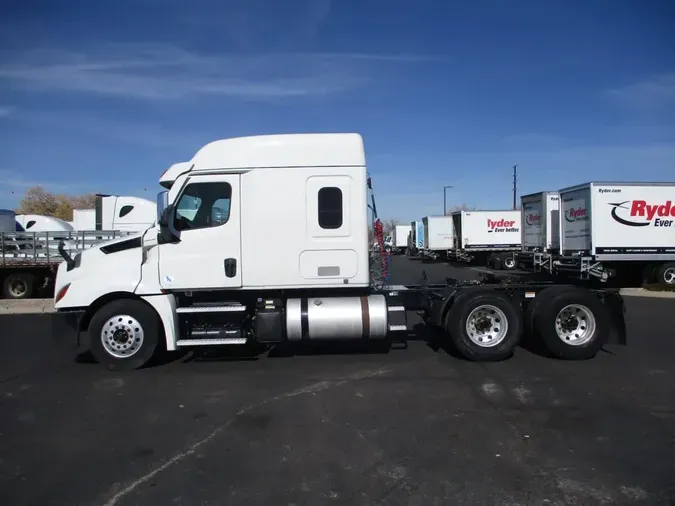2020 FREIGHTLINER/MERCEDES NEW CASCADIA PX12664