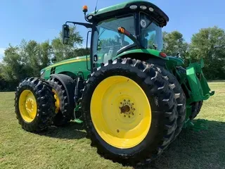 2018 John Deere 8370R