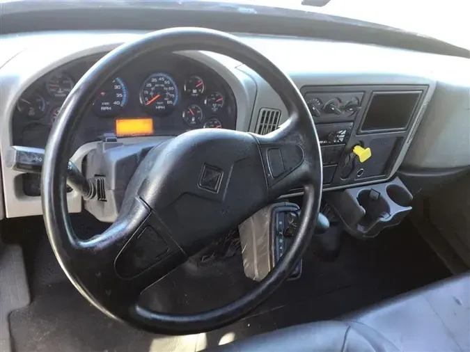 2019 INTERNATIONAL 4300