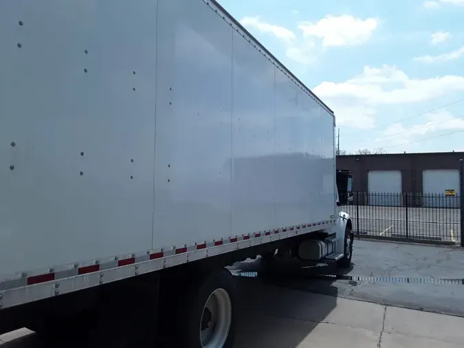 2022 FREIGHTLINER/MERCEDES M2 106