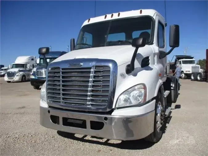 2016 FREIGHTLINER CASCADIA 1131997f71741c09c34608f14894d24d5c7